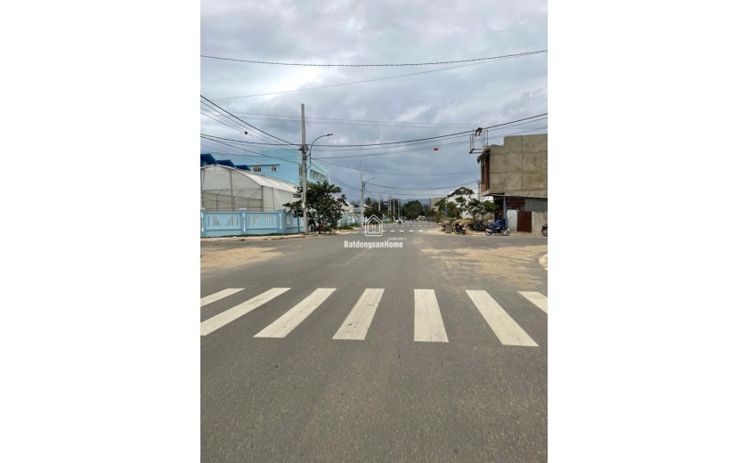 Bán đất mặt tiền đường số 4 TĐC Ngọc Hiệp – 107,5m² – đường 20m – hướng Nam